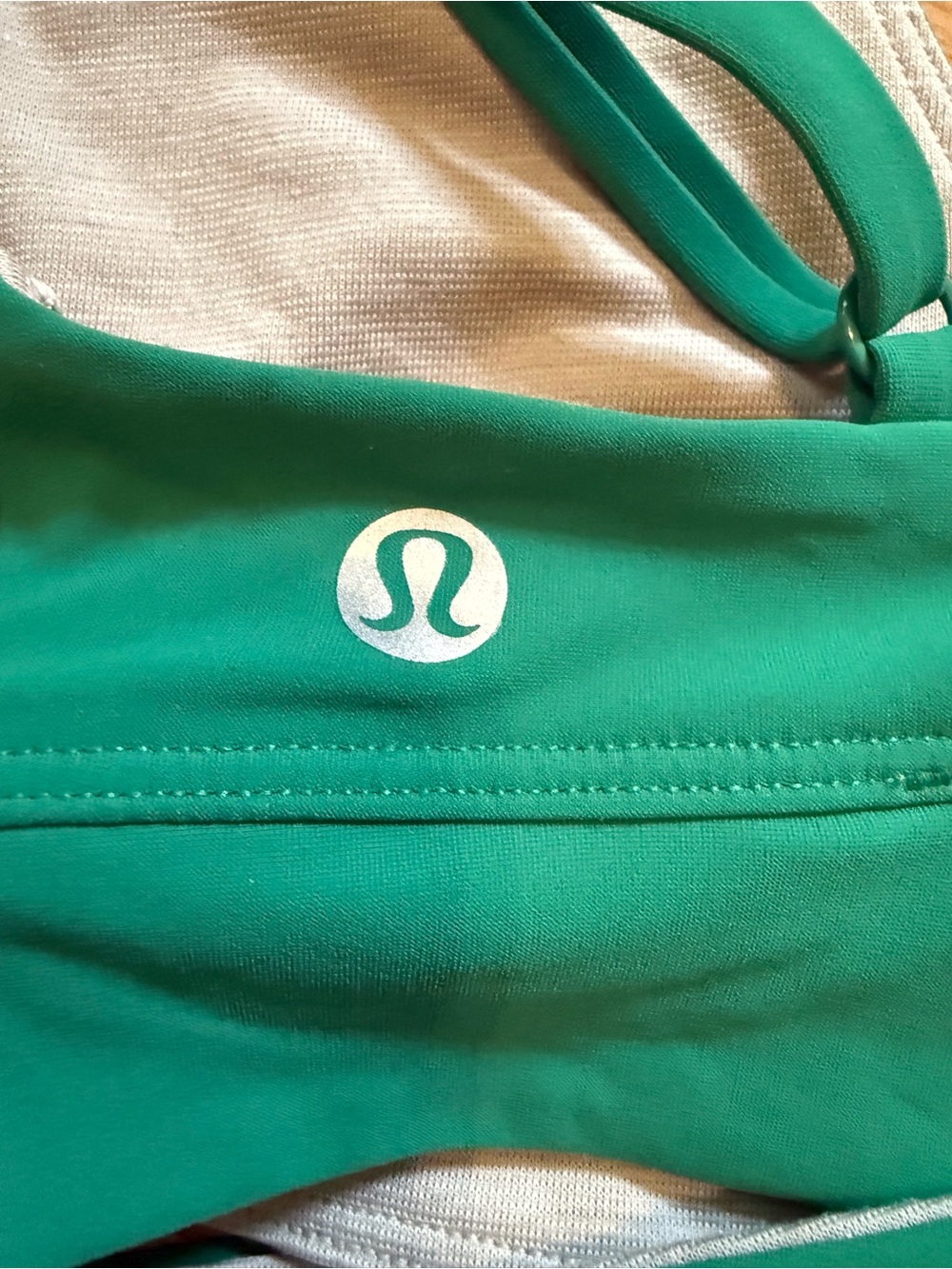 Lululemon Green Wrap Front Sports Bra XS Adjustable Straps - Picture 4 of 7
